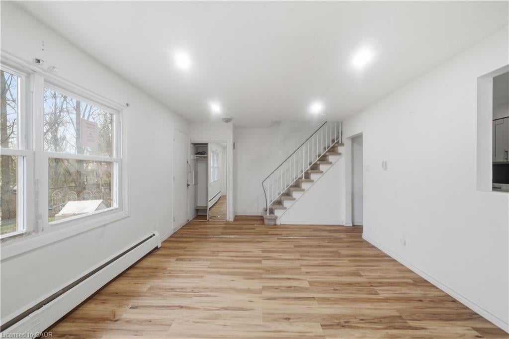 76 Borden Parkway 10