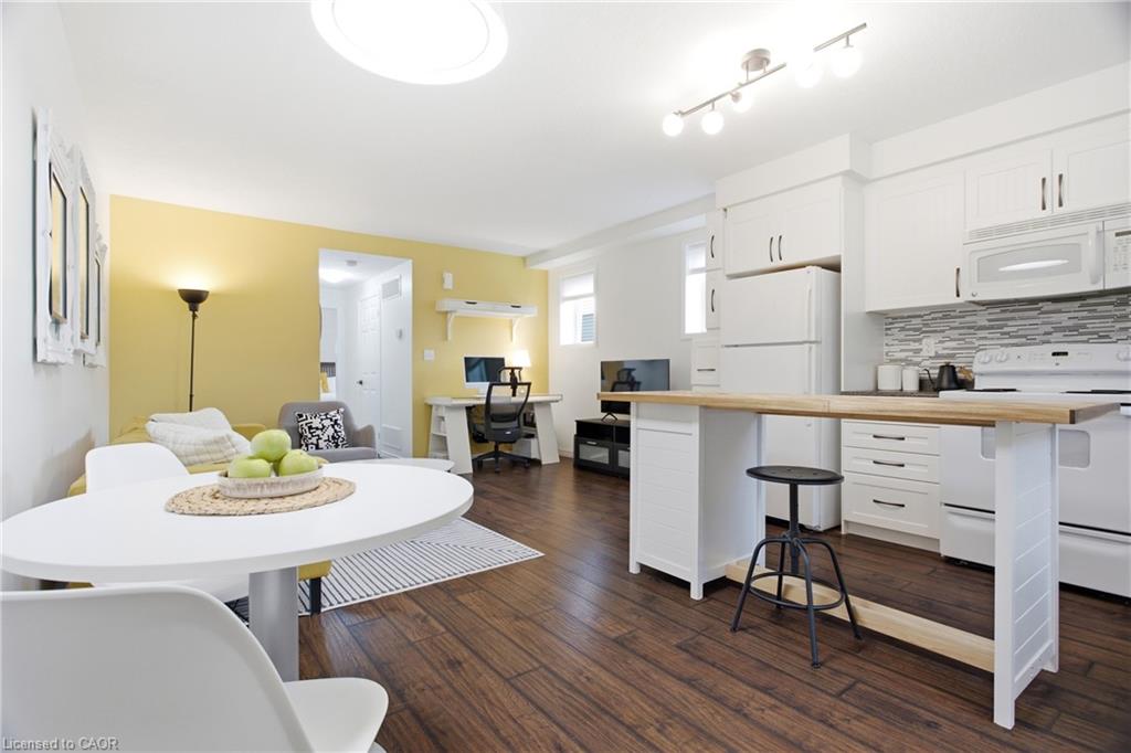 1941 Ottawa Street S D11