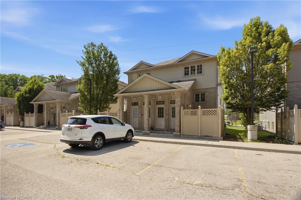 1941 Ottawa Street S D11