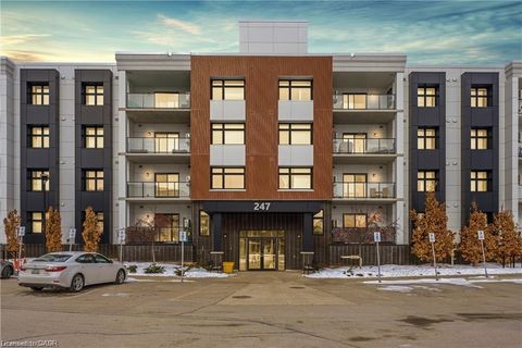 247 Grey Silo Road 306 Waterloo ON N2K 0G7