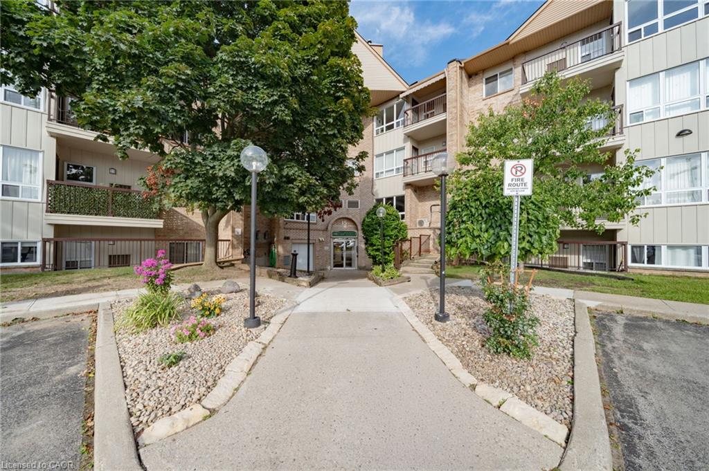 15 Hofstetter Avenue 318