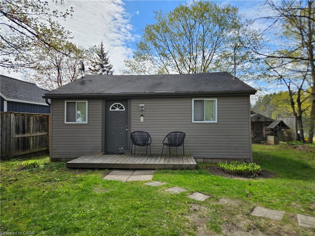 1323 Queen Street 125