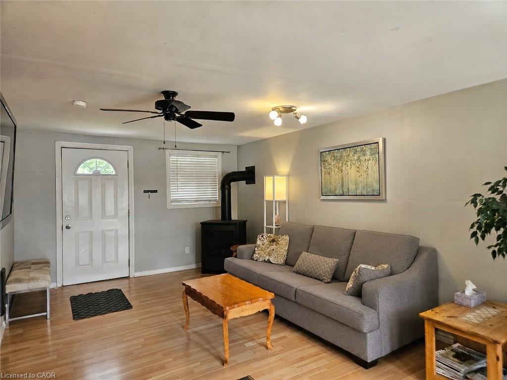 1323 Queen Street 125