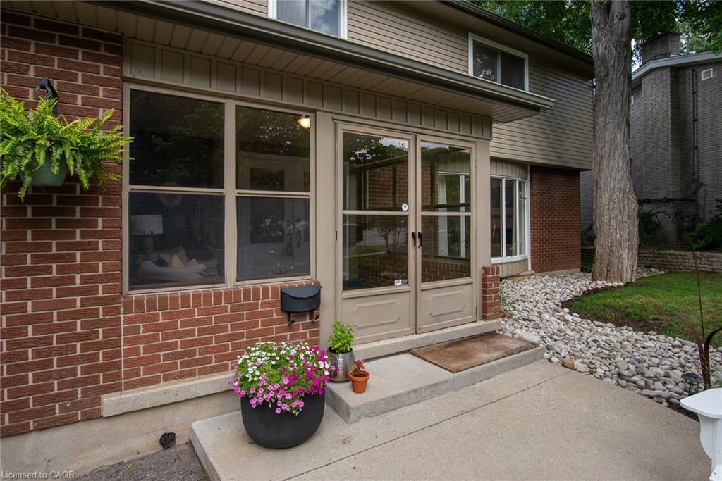 51 Murrayhill Court