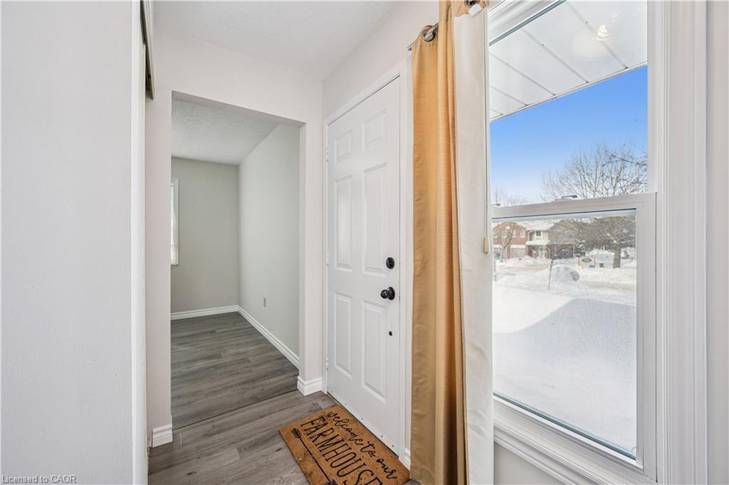 205 Highland Crescent 35
