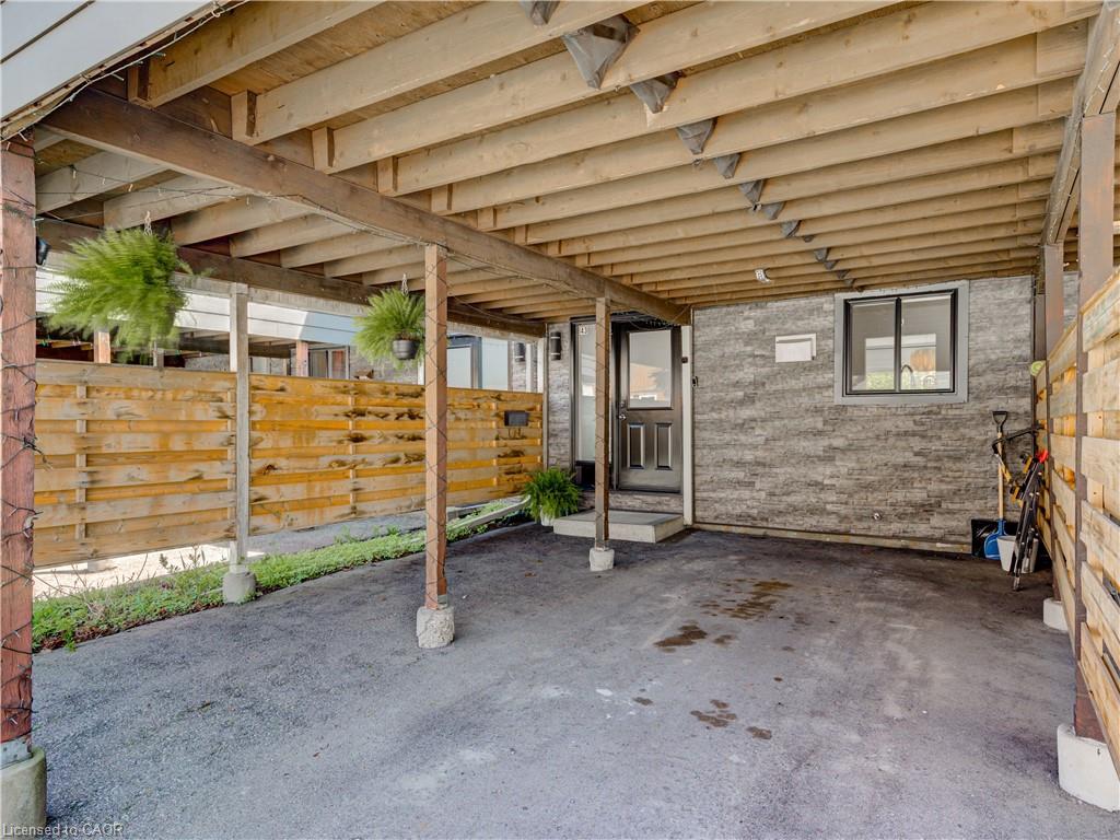 135 Chalmers Street S 43