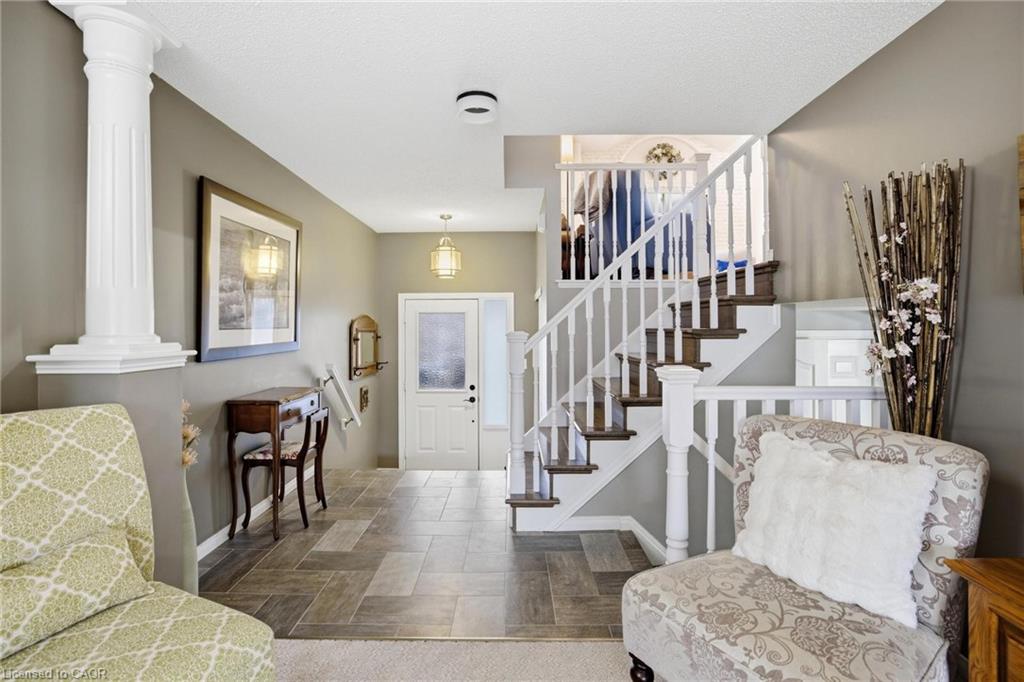 733 Breakwater Crescent