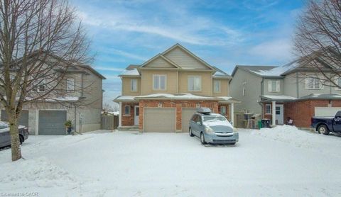 315 Tagge Crescent Kitchener ON N2K 3R7