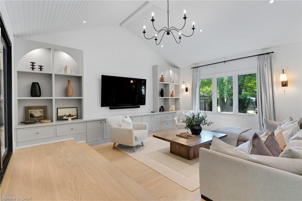 203 Forsyth Drive