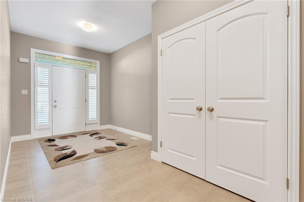 213 Ladyslipper Drive