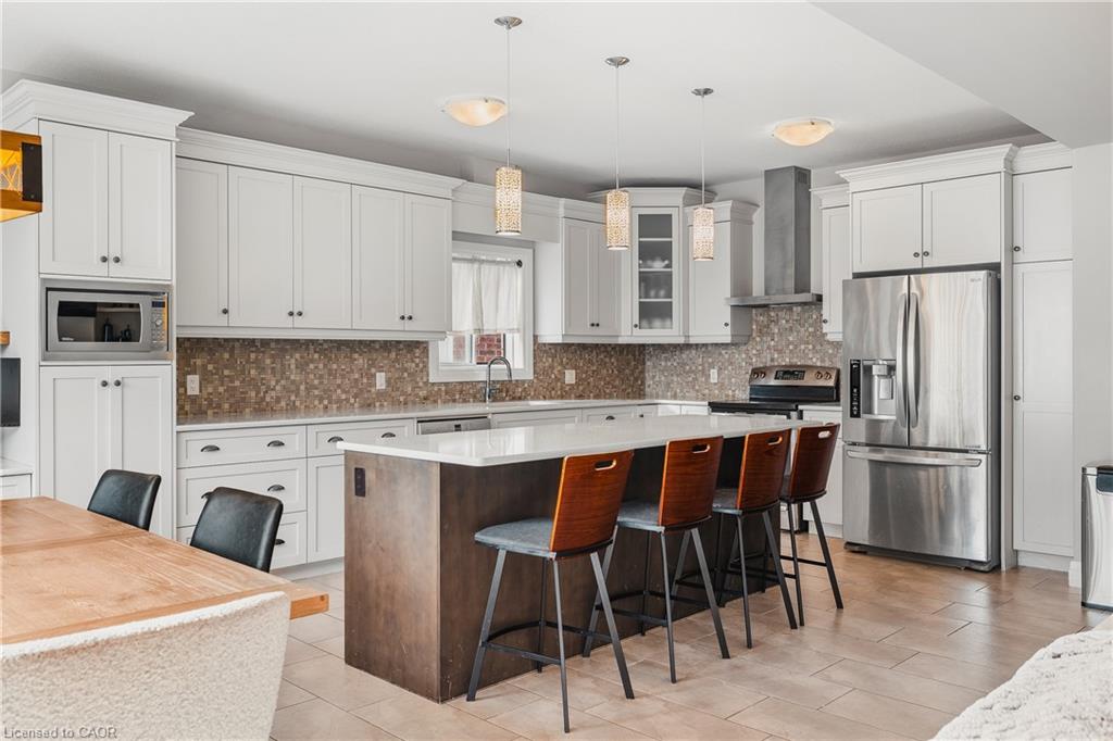 346 Moorlands Crescent