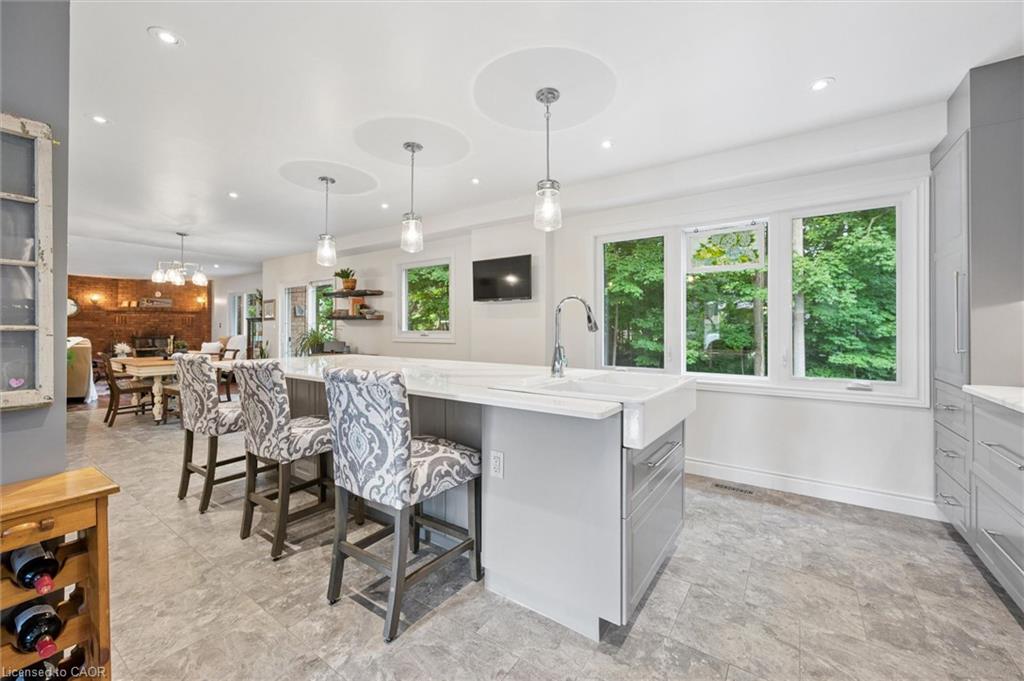 667 Fern Road
