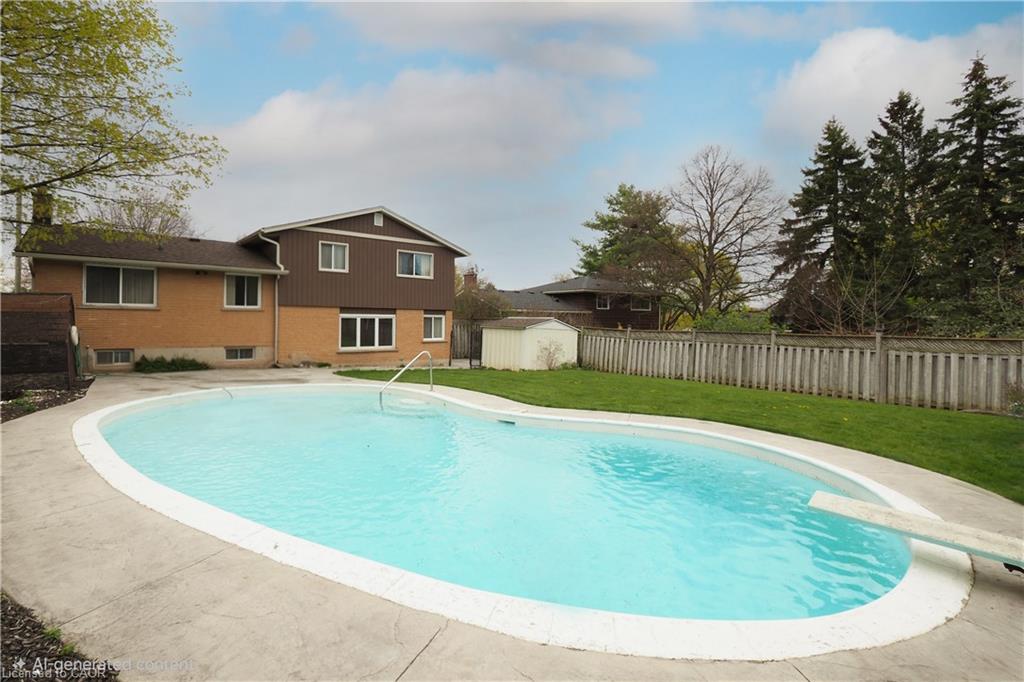 76 Cloverdale Crescent