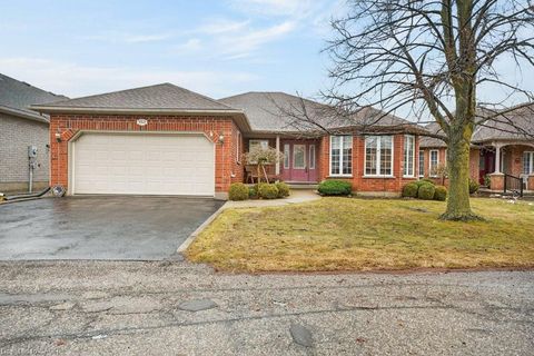 153 Golf Links Drive 139 Baden ON N3A 3N8