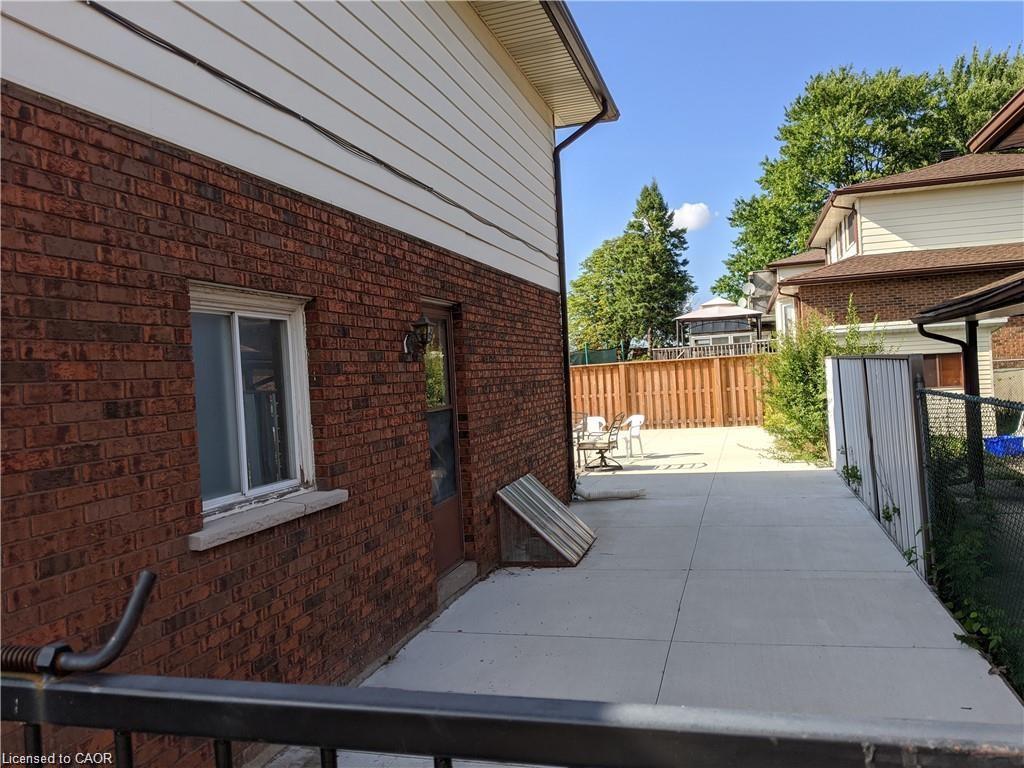 84 Amherst Drive