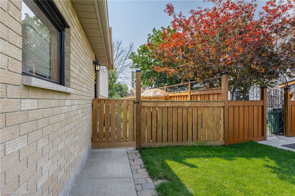 37 Sandalwood Drive