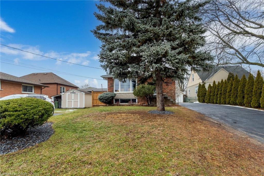 27 Blenheim Drive