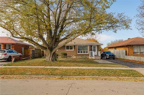 100 Lauris Avenue Cambridge ON N1R 5L4