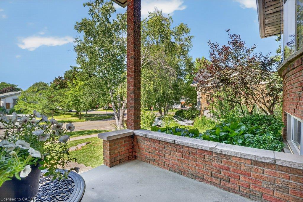 11 Graywood Court