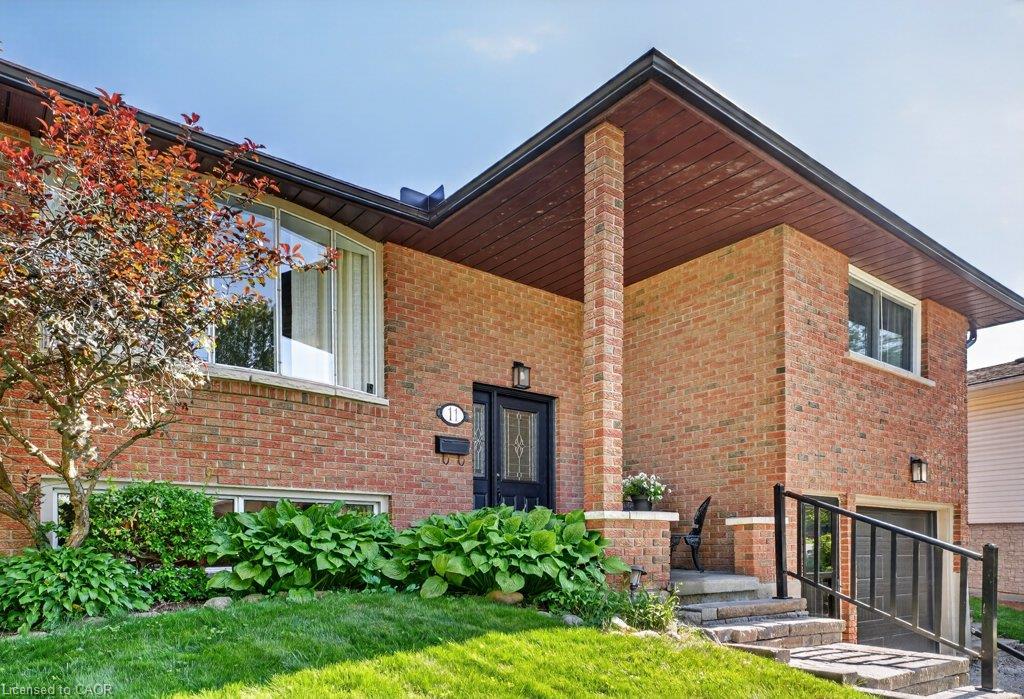 11 Graywood Court