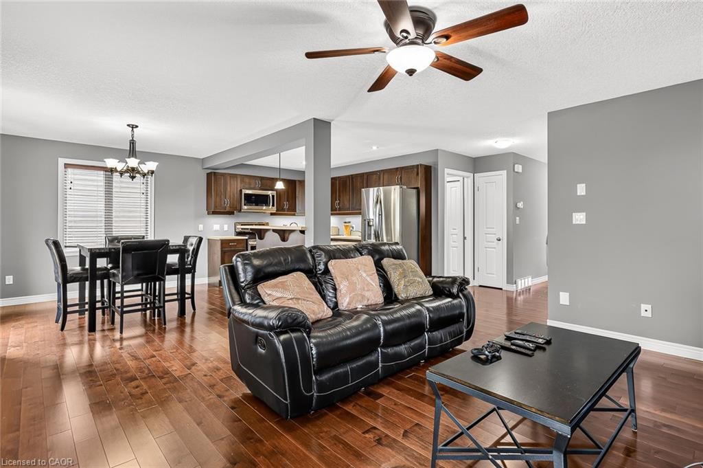 1028 Alberni Road