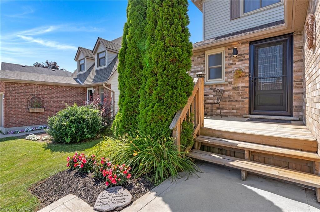 311 Misty Crescent