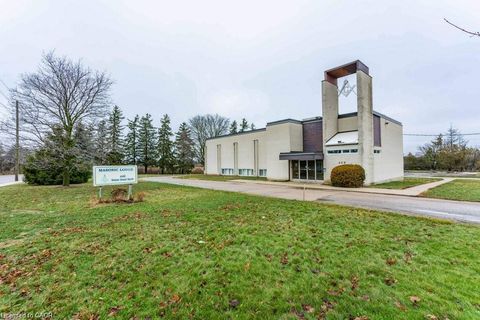 440 Weber Street N Waterloo ON N2L 4E7