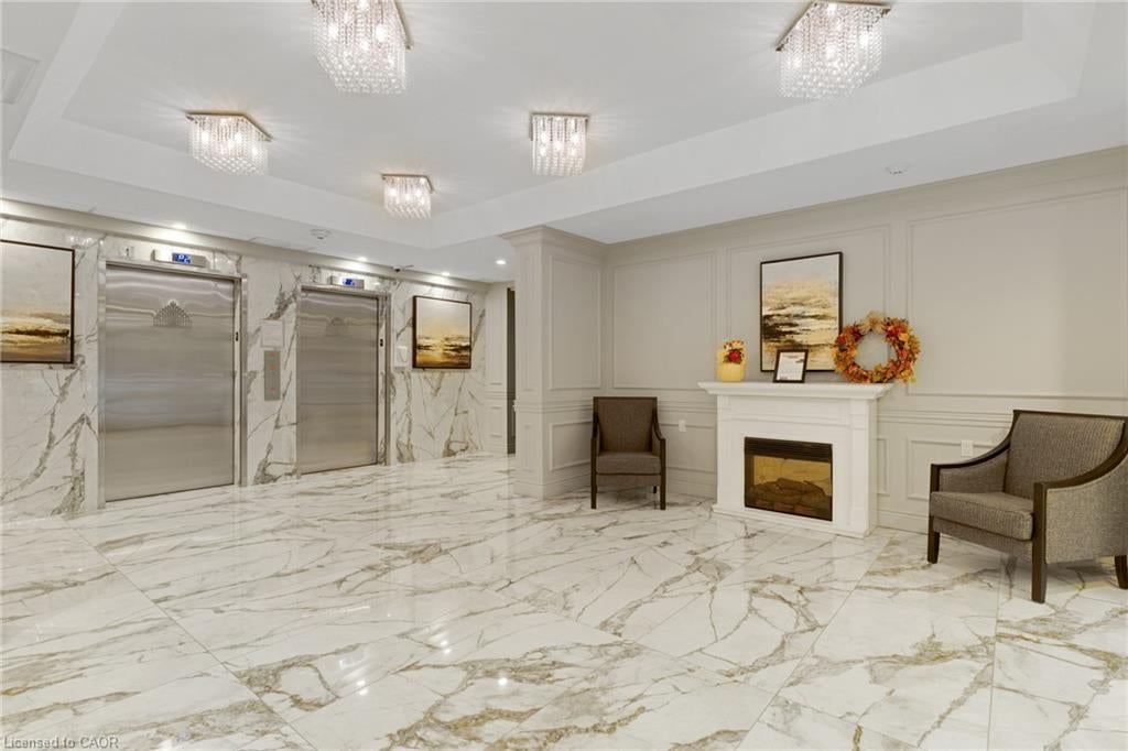 237 King Street W 402