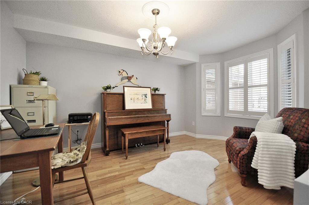 6 Terraview Crescent