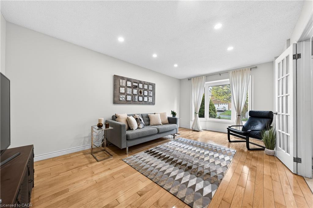 40 Old Maple Lane