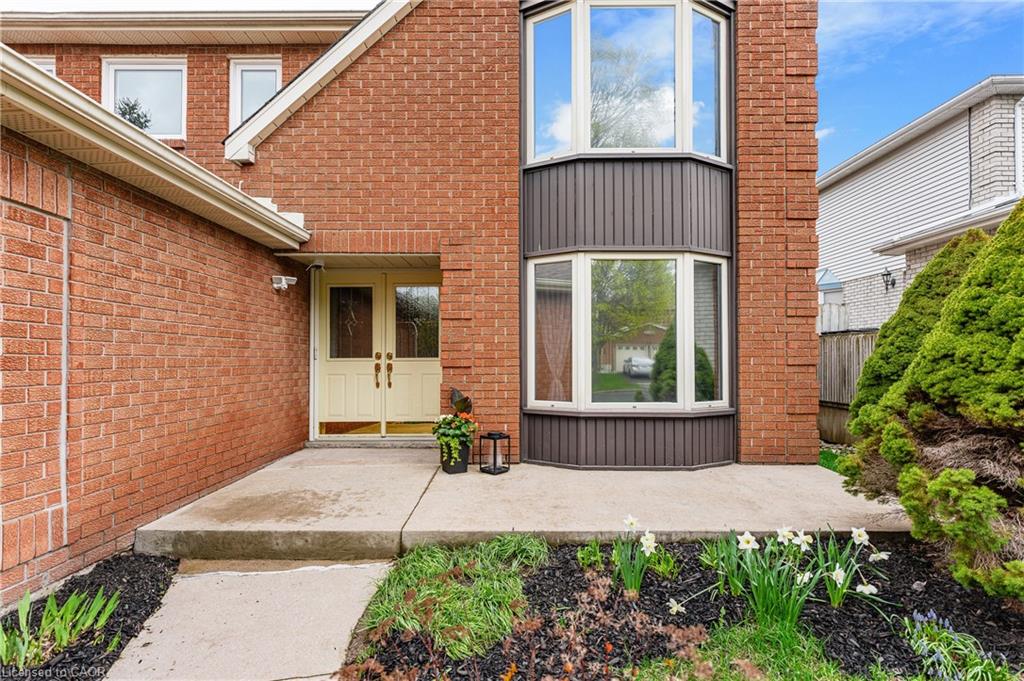 40 Old Maple Lane