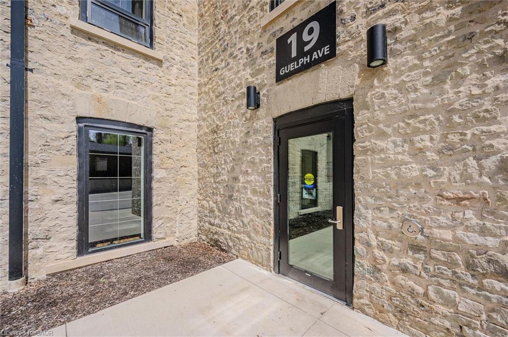 19 Guelph Avenue 202