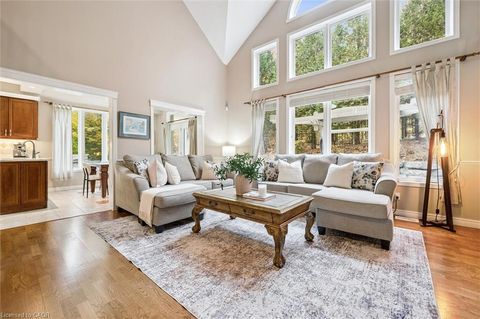 317 Winterburg Court Waterloo ON N2V 2S8