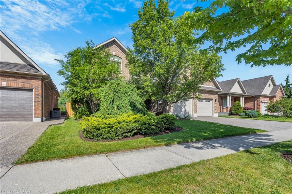 211 Terrace Wood Crescent