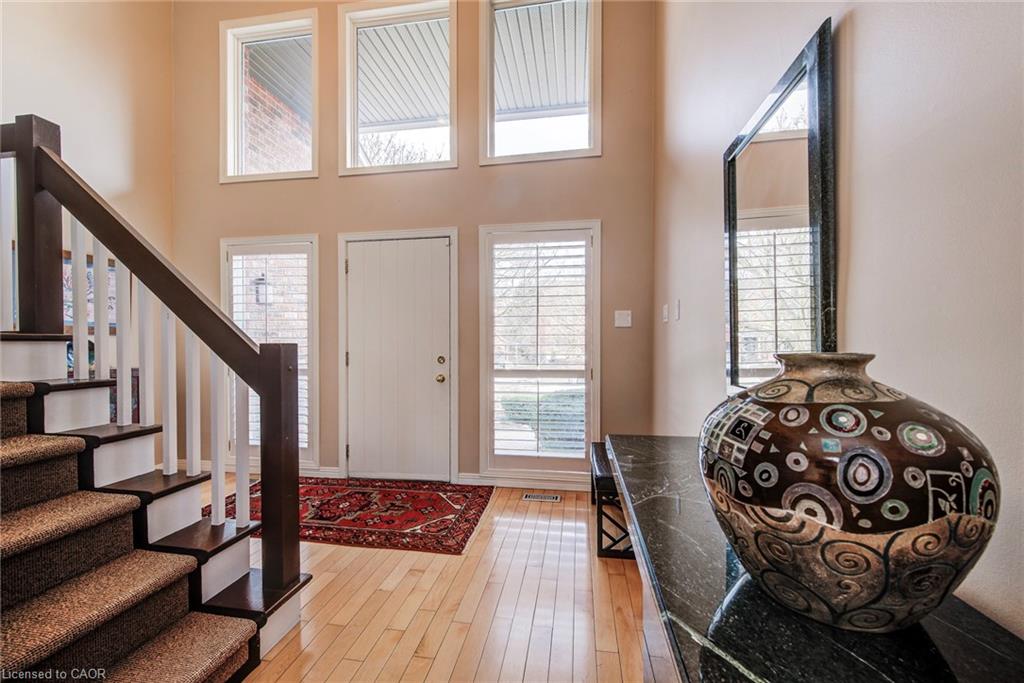 327 Wyecroft Boulevard