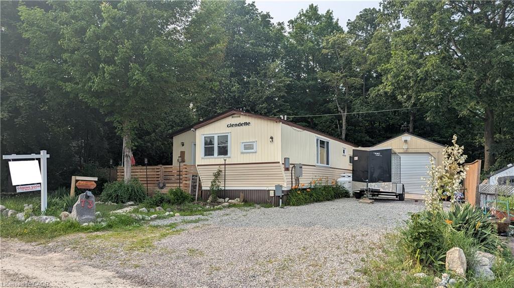 1085 10th Concession Road W 73