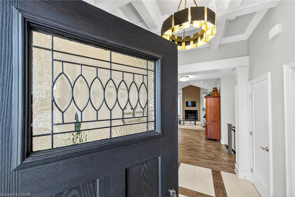 135 New Lakeshore Road