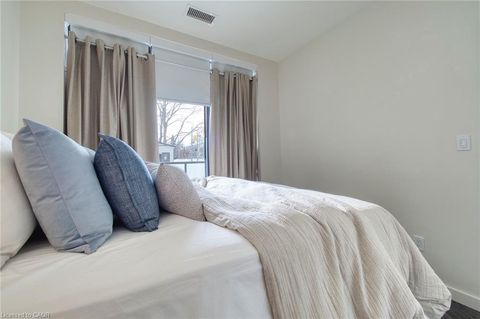 690 King Street W 101 Kitchener ON N2H 5L8