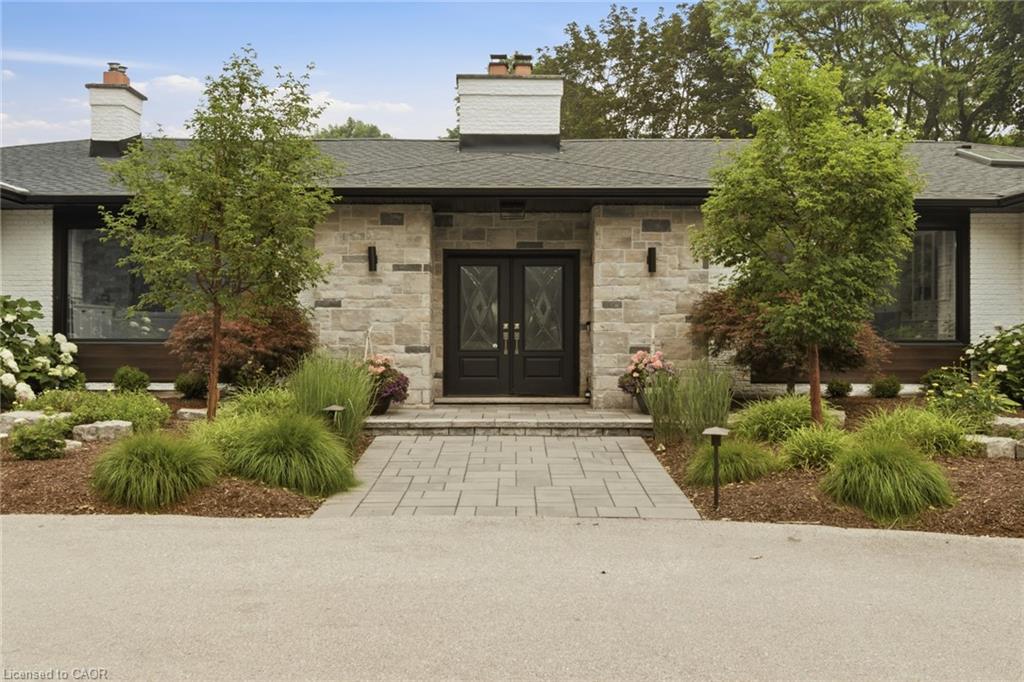 8 Squire Court