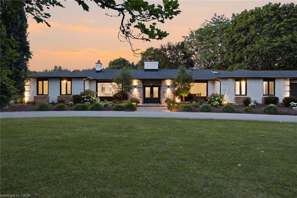 8 Squire Court