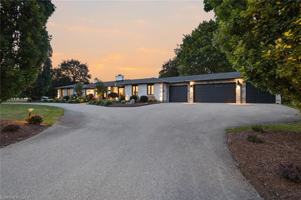 8 Squire Court