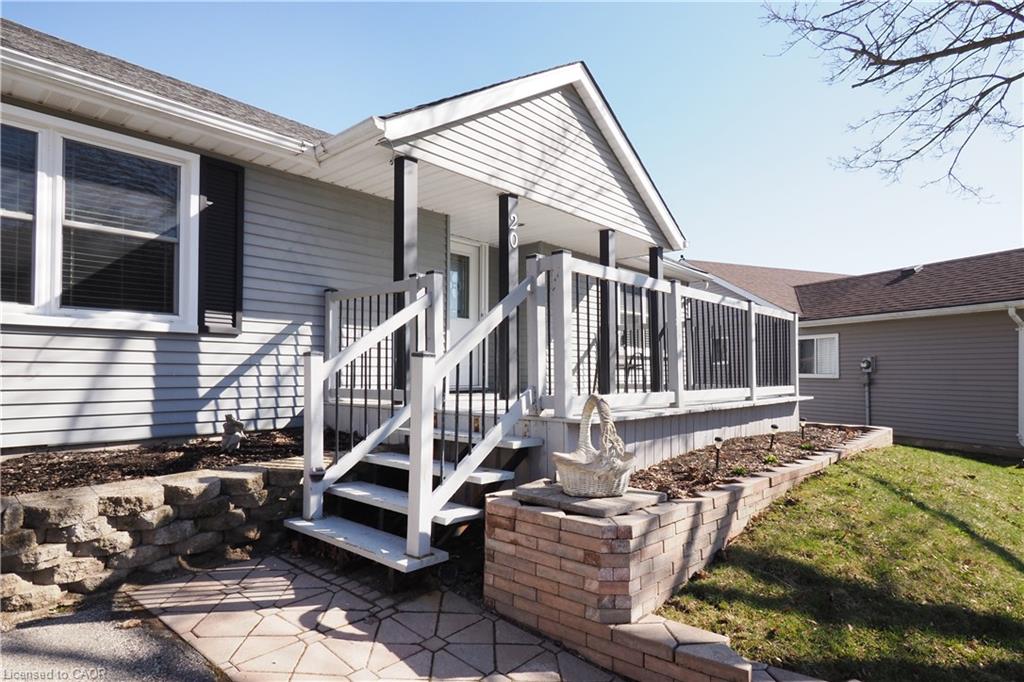 20 Fieldstone Walk