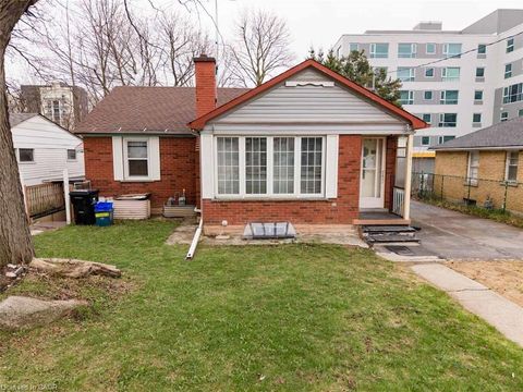 291 Albert Street Waterloo ON N2L 3T9