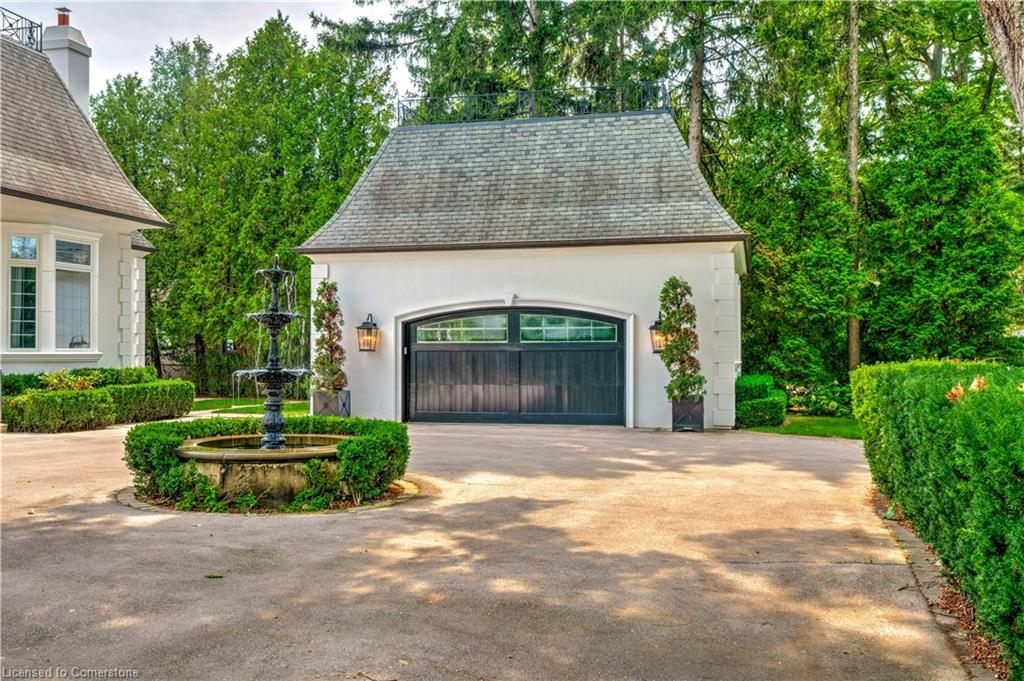 4410 Lakeshore Road
