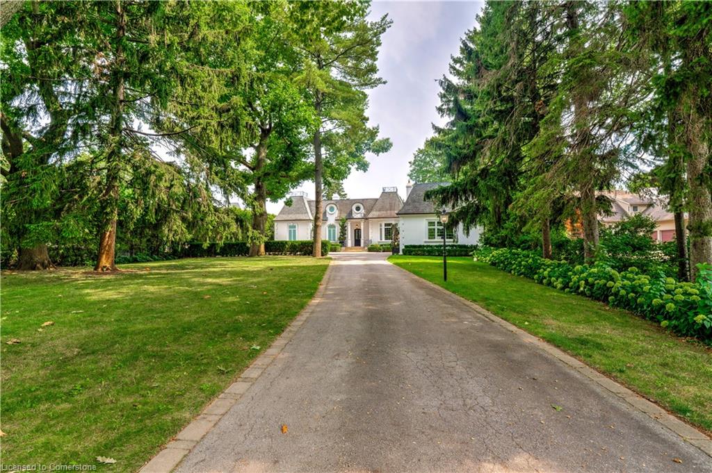 4410 Lakeshore Road