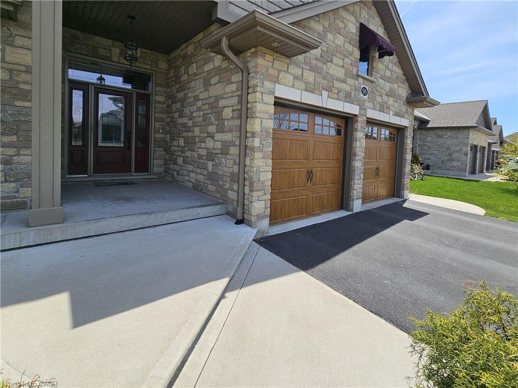 98 Allandale Crescent