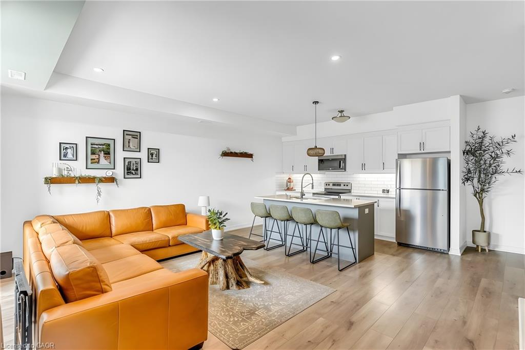 261 Woodbine Avenue 82