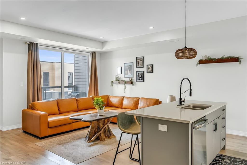 261 Woodbine Avenue 82