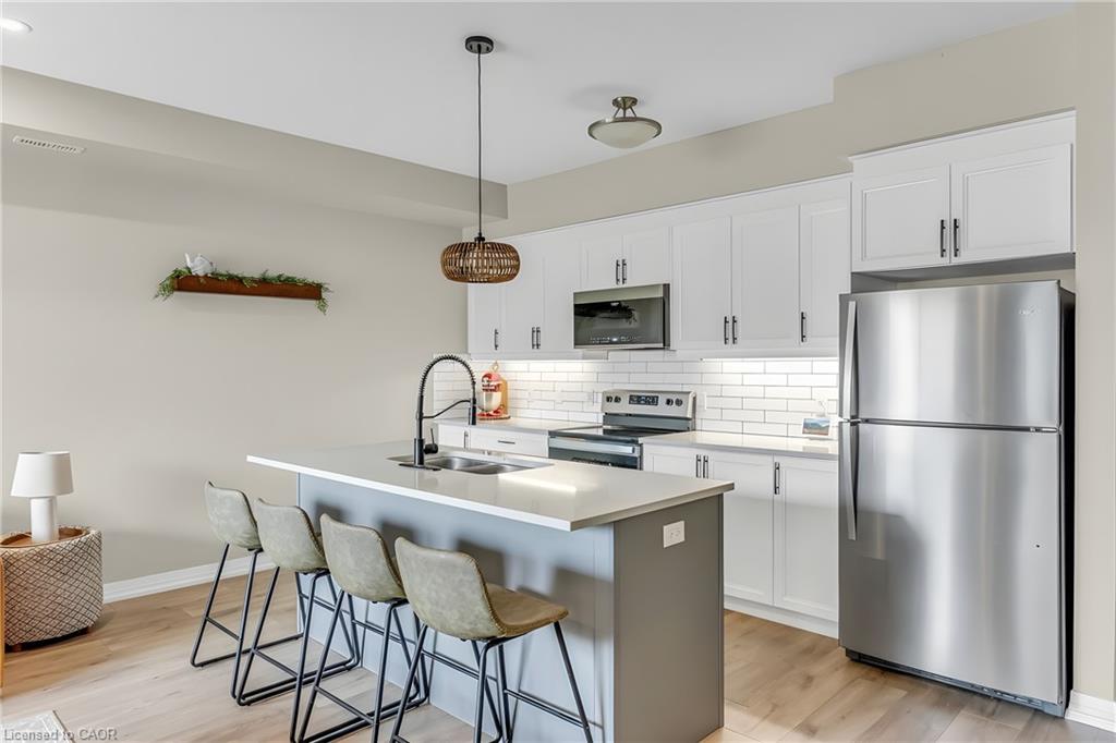 261 Woodbine Avenue 82