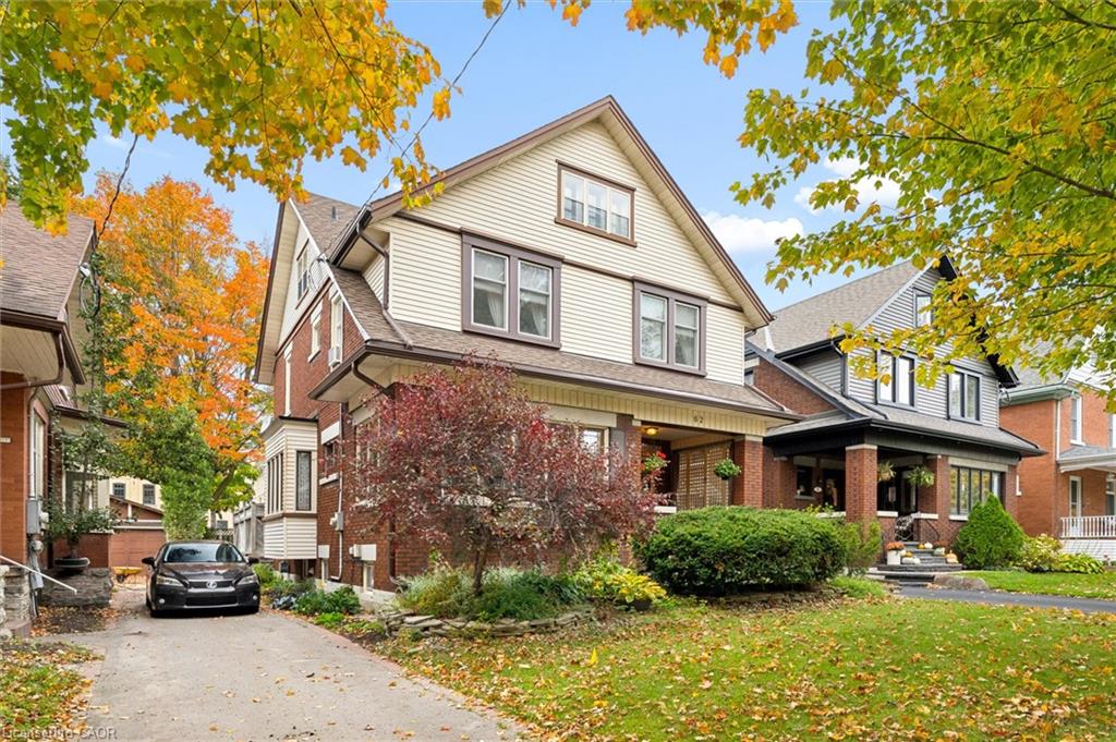 62 Heins Avenue